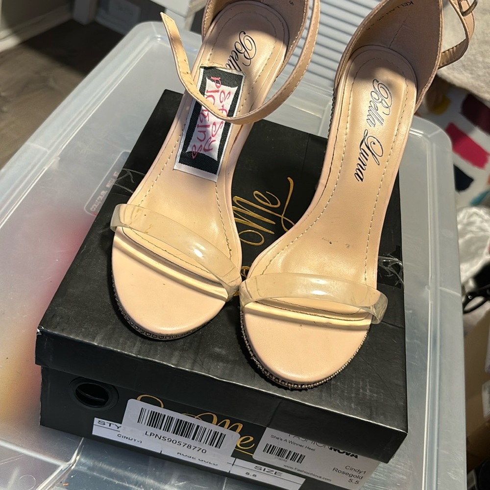 Comes with box